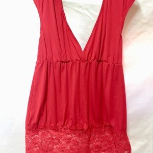 Torrid intimate red sleep top 1X Low neck & lace